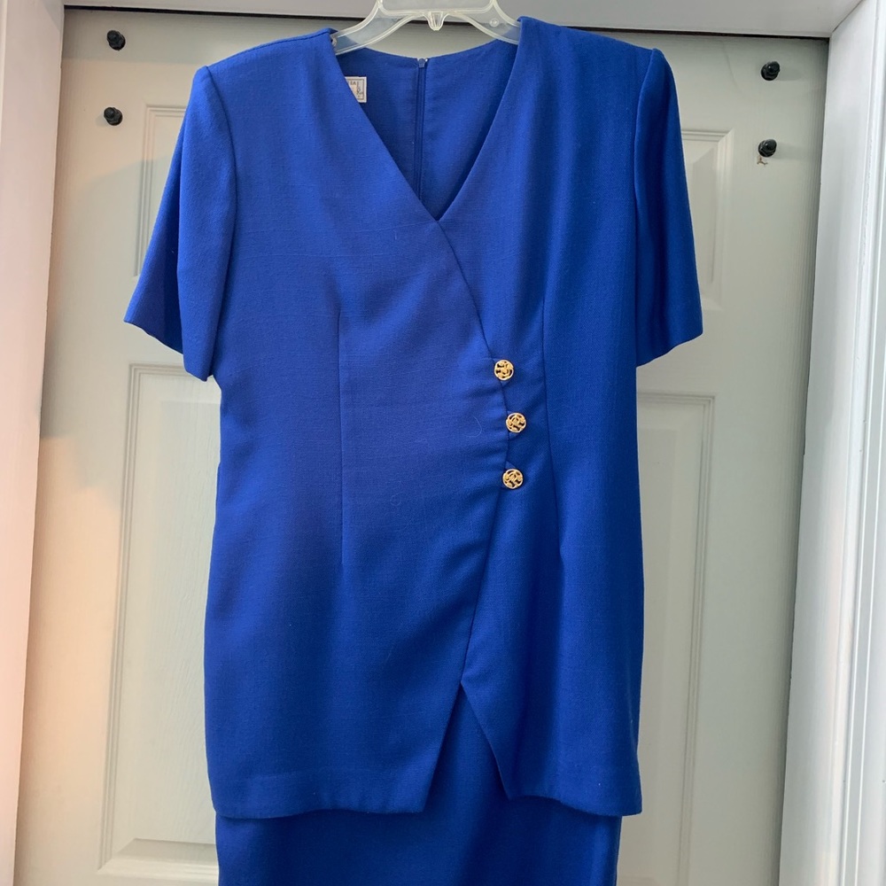 Ladies dress